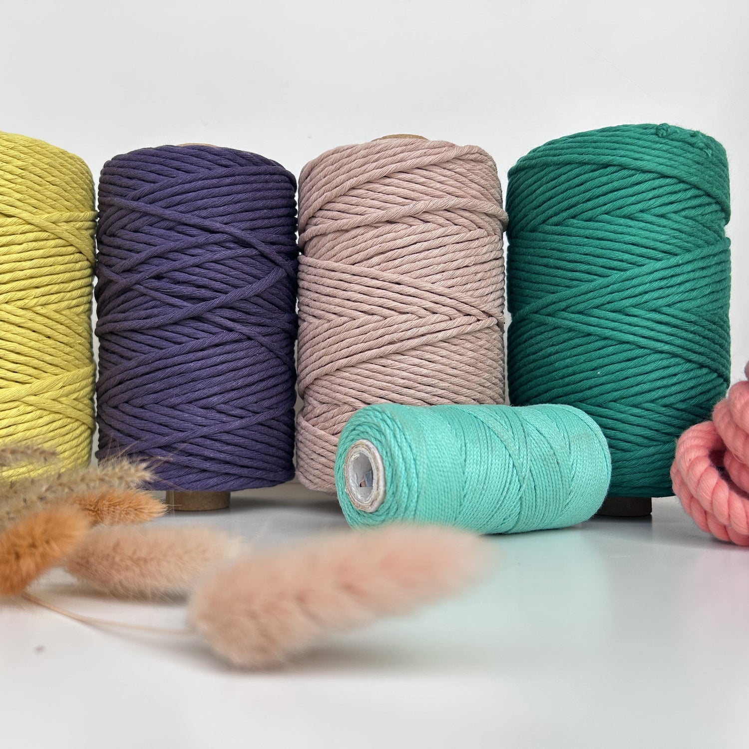 Macramé Colored Cords