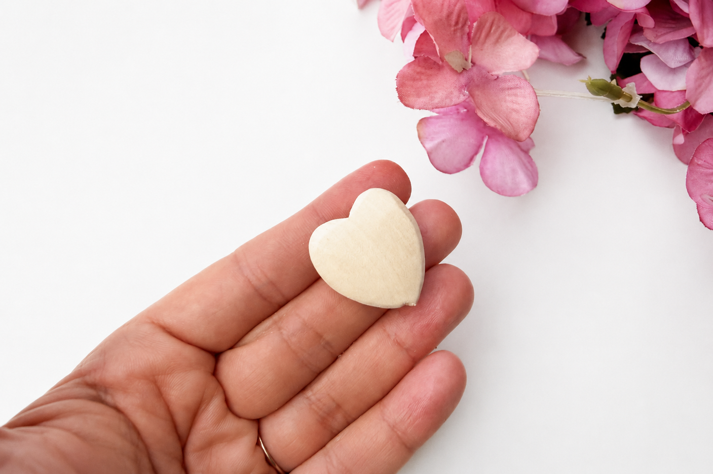 Wood Bead - 25mm - Heart