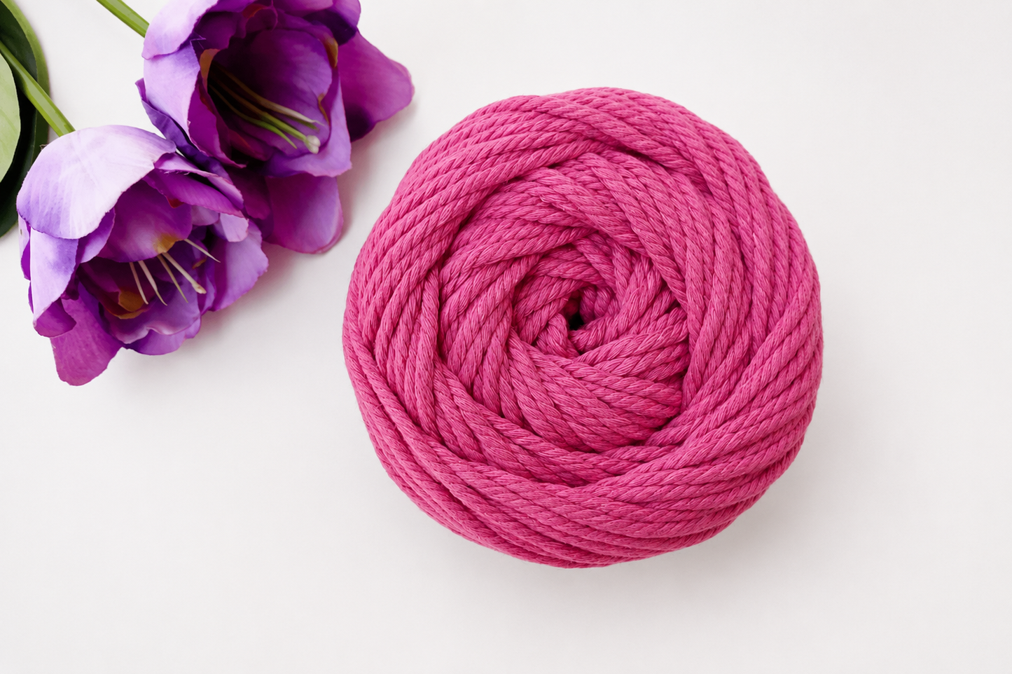 4 mm Twisted Hot Pink