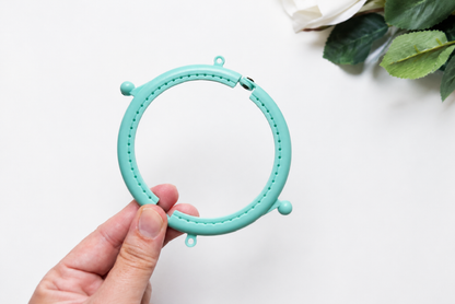 Colorful Clutch Frame – Half Round