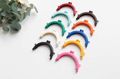 Colorful Clutch Frame – Half Round