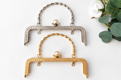 Rectangle Pearl Clasp Frame With handle